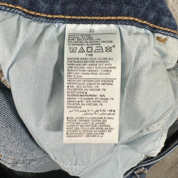 Old Navy Rockstar Super Skinny Jeans Plus Size 20 Mid-Rise Secret Slim Pockets - Picture 11 of 12